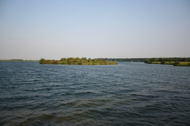 Foto “Thurlby” tomada por Richard Croft (CC BY-SA); recorte de la original