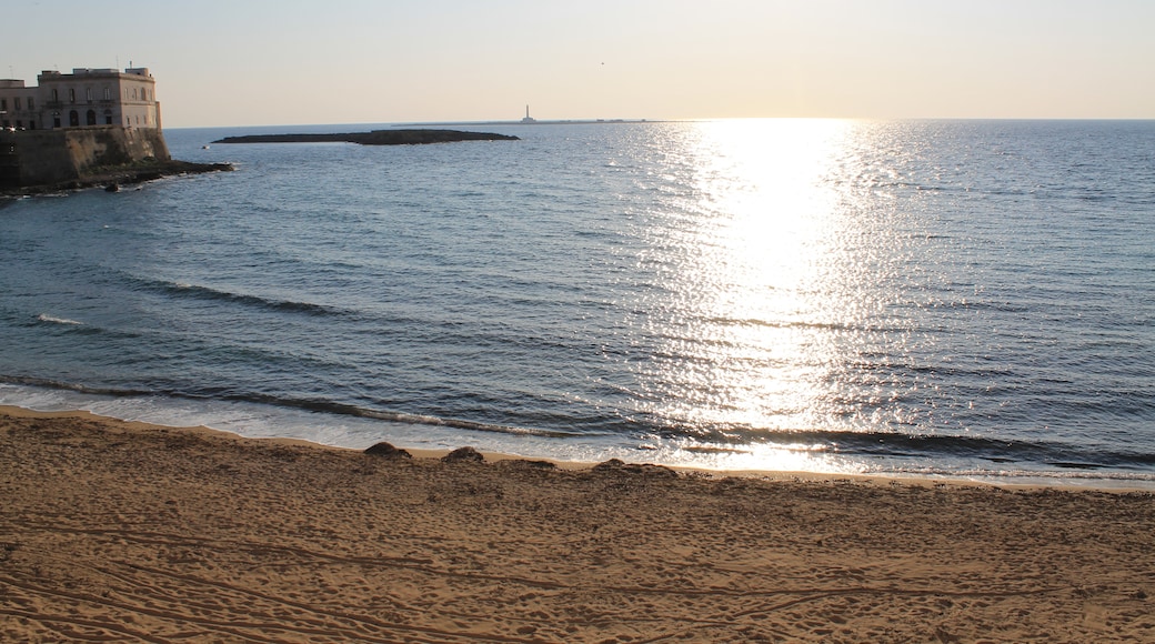 Foto "Pantai Purità" oleh Patrick Nouhailler's… (CC BY-SA) / Dipotong dari foto asli