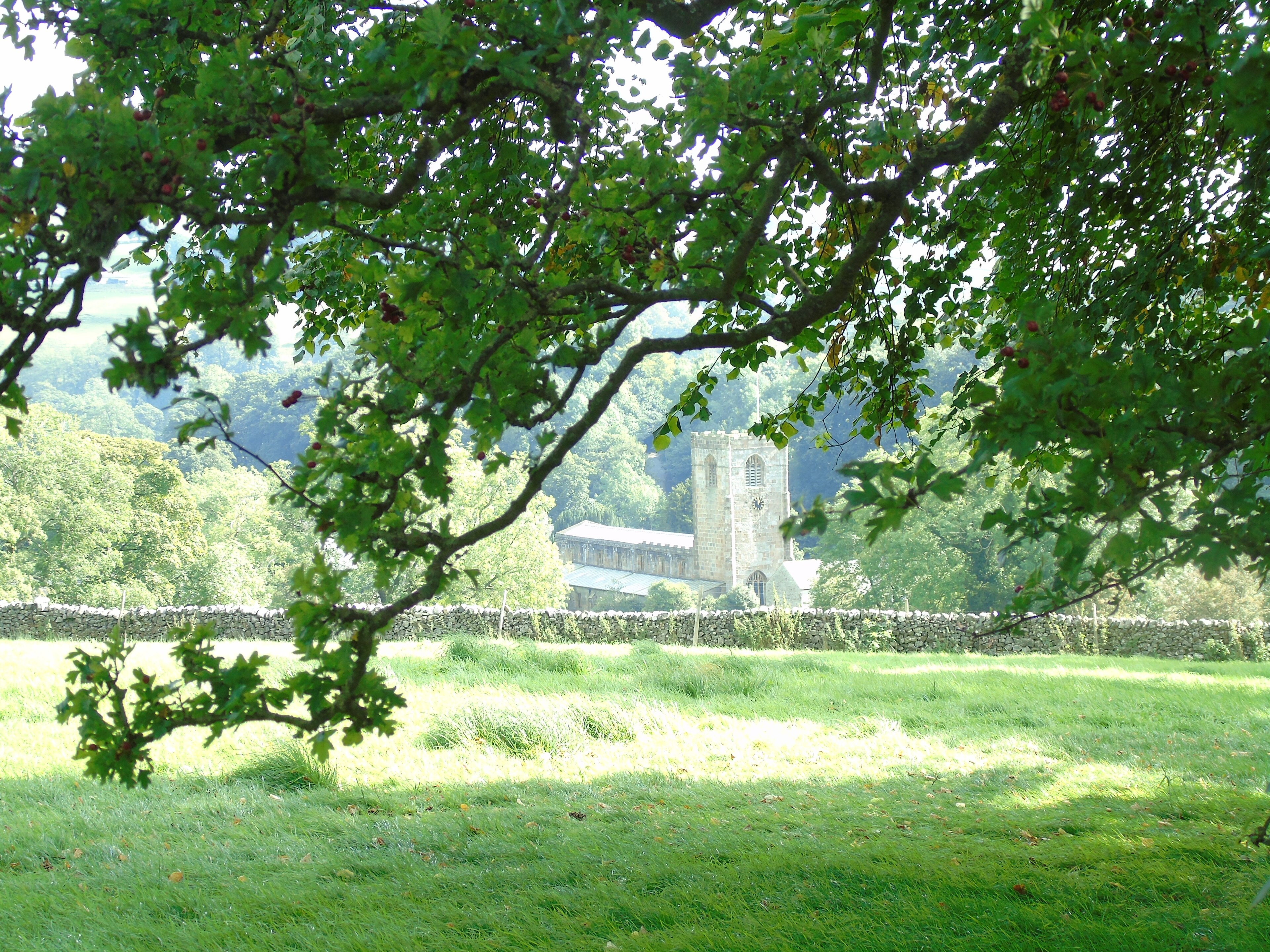 "Kirkby Malham"-foto av Carroll Pierce (CC BY-SA) / Urklipp från original