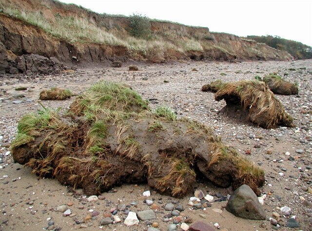 Red Cliff, North Ferriby, East Riding of Yorkshire, England. Little if any dry land remains in this grid square above the high water mark. This summer has seen a fair bit of erosion due to some extraordinarily high tides.