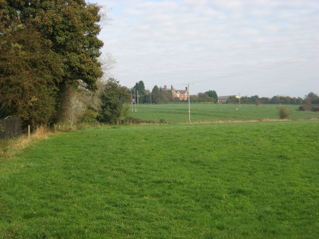 "Moreton Say"-foto av Peter Fleming (CC BY-SA) / Urklipp från original