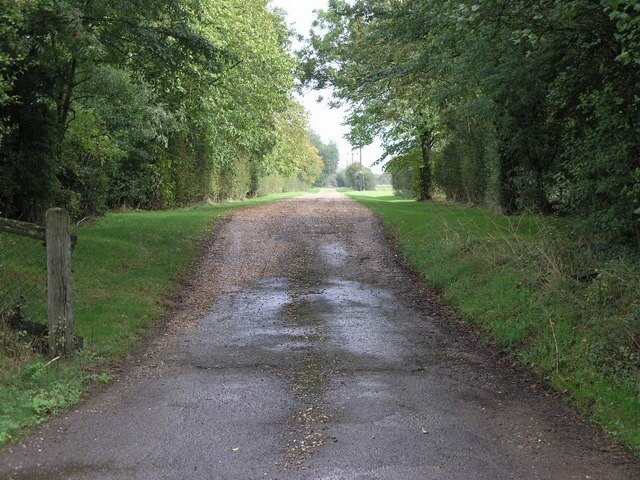 Foto “Upton and Coppingford” tomada por Michael Patterson (CC BY-SA); recorte de la original