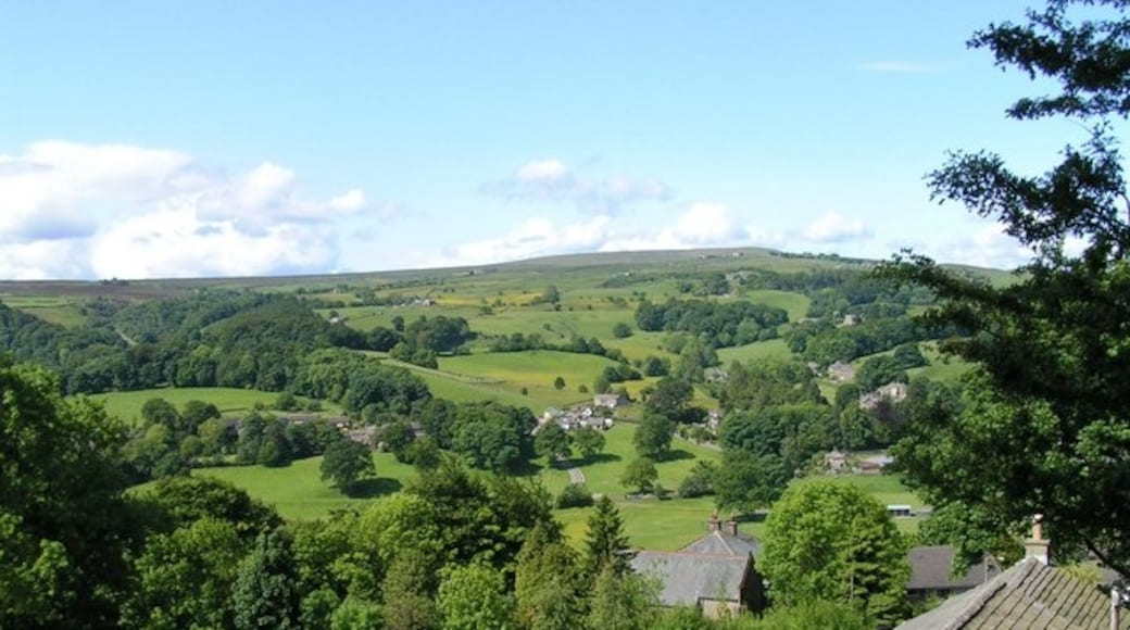 Photo "Pateley Bridge" by Michael Steele (CC BY-SA) / Cropped from original