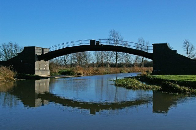 Foto "Ulting" por Glyn Baker (CC BY-SA) / Recortada de la original