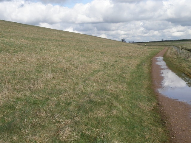 Foto “Southoe and Midloe” tomada por Michael Trolove (CC BY-SA); recorte de la original