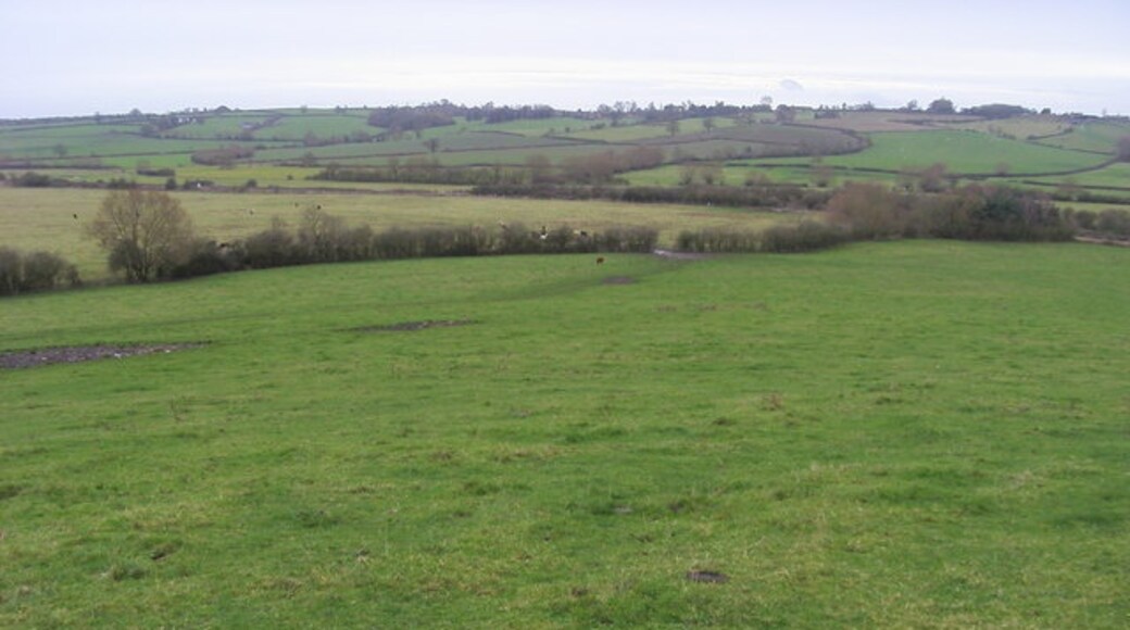 "Ashendon"-foto av Shaun Ferguson (CC BY-SA) / Urklipp från original