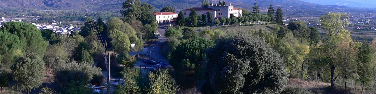 Photo "Parador Nacional de Verin" by m.dolores paderne sa… (Creative Commons Attribution-Share Alike 3.0) / Cropped from original
