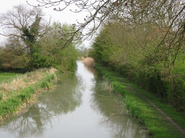 Photo "Kingsbrook" by Chris Reynolds (CC BY-SA) / Cropped from original