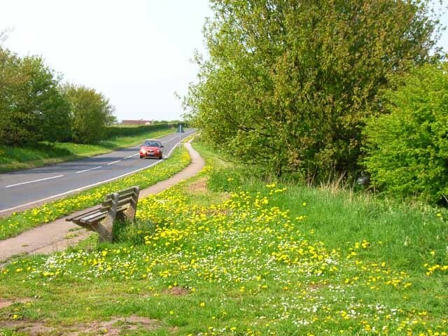 Photo "Stillington and Whitton" by Oliver Dixon (CC BY-SA) / Cropped from original