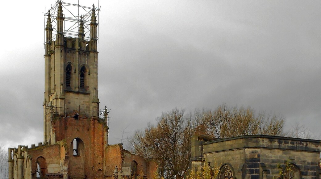 Photo "Cheetham Hill" by David Dixon (CC BY-SA) / Cropped from original