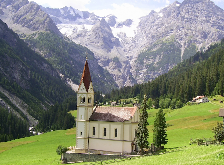 English: Church in Trafoi, a subdivision of Stilfs, South Tyrol