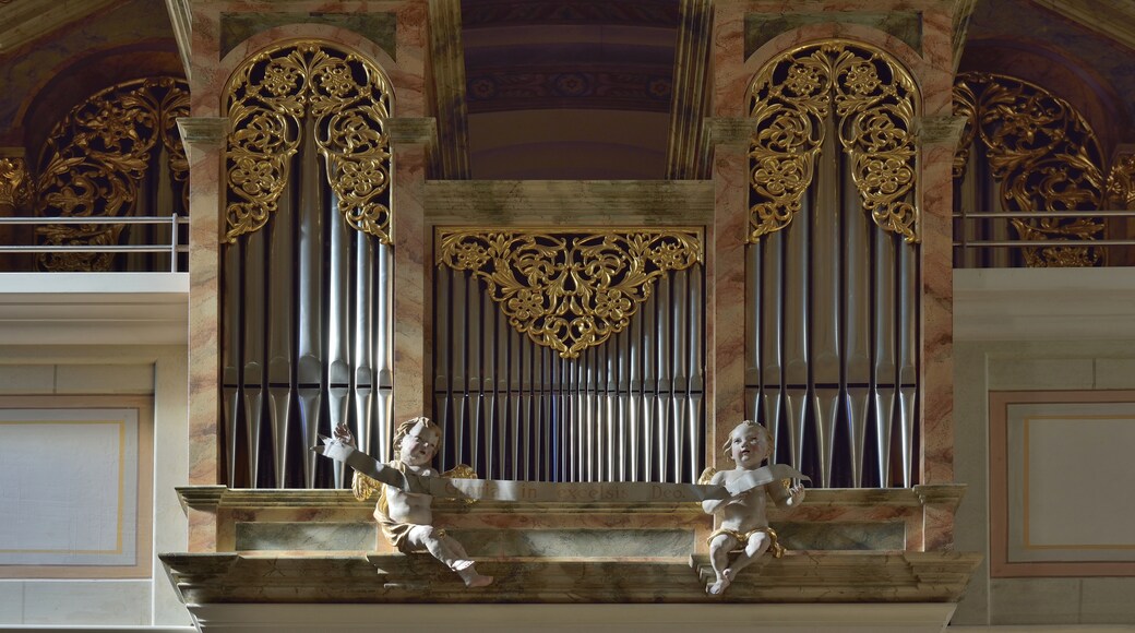 Photo "San Genesio" by Moroder (CC BY-SA) / Cropped from original