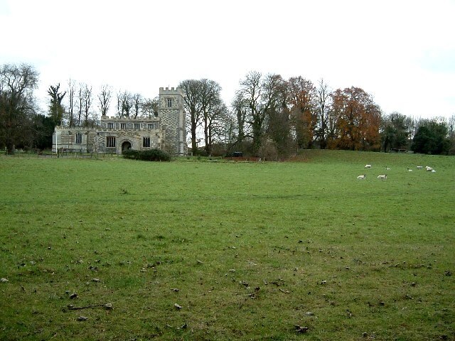 Photo "Drayton Beauchamp" by Rob Farrow (CC BY-SA) / Cropped from original