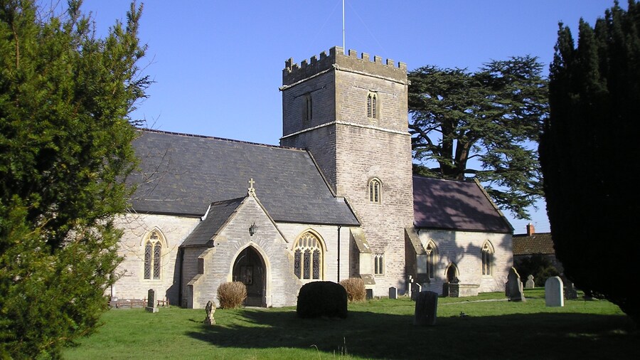 Photo "Shapwick Church" by Chris Andrews (Creative Commons Attribution-Share Alike 2.0) / Cropped from original