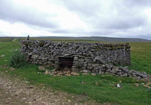 Ảnh "Bishopdale" của Peter McDermott (CC BY-SA) / Cắt từ ảnh gốc