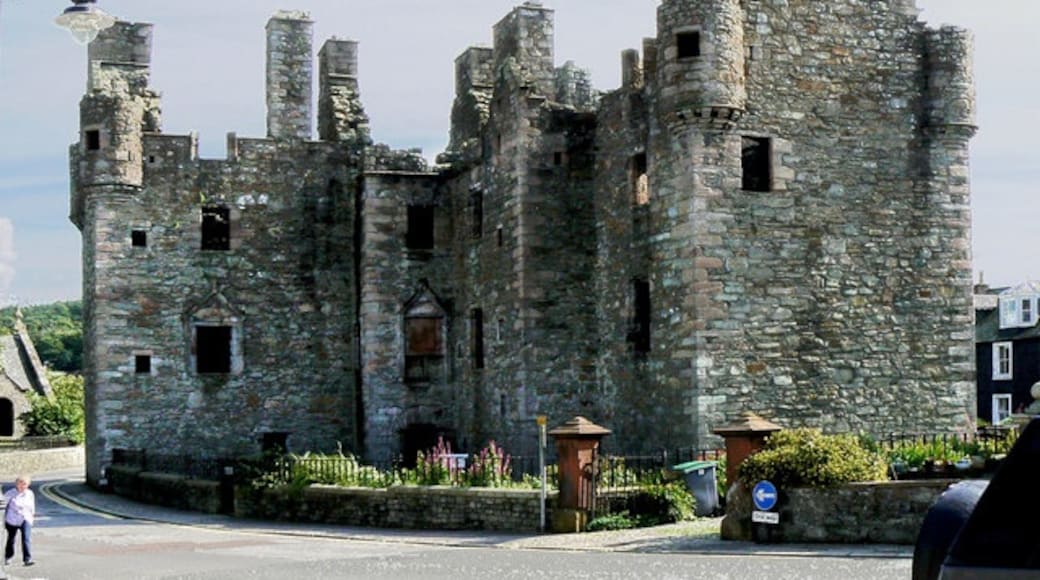 "MacLellan's Castle"-foto av Anthony Harrison (CC BY-SA) / Urklipp från original