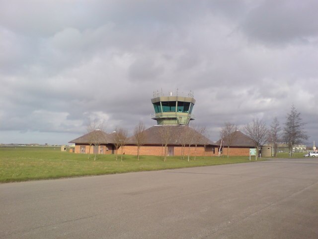 Foto “Exelby” tomada por Frank Glover (CC BY-SA); recorte de la original