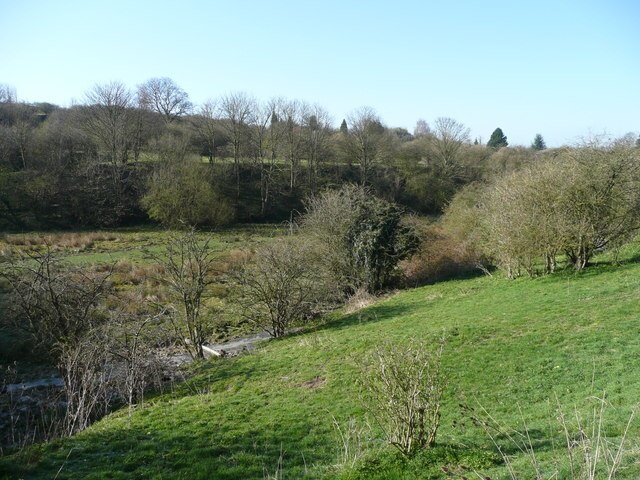 Photo "Totternhoe" by Jonathan Billinger (CC BY-SA) / Cropped from original