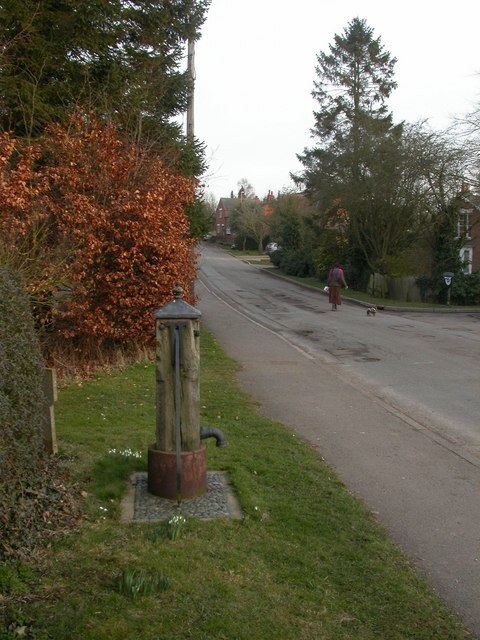 Foto „Yelvertoft“ von Mike Faherty (CC BY-SA)/zugeschnittenes Original