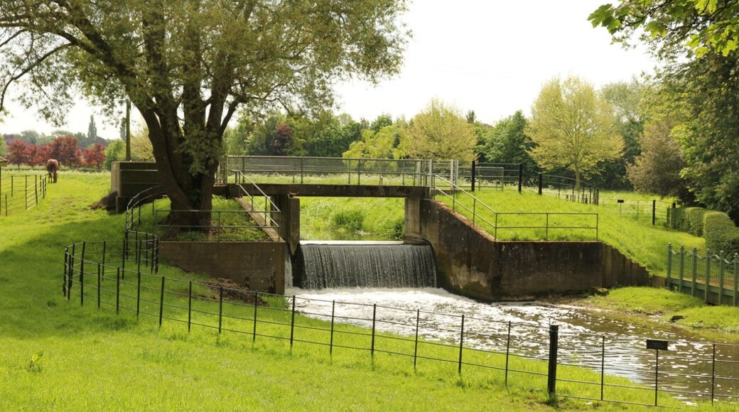 Foto „Hougham“ von Richard Croft (CC BY-SA)/zugeschnittenes Original