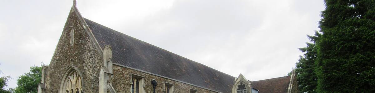Photo "St Alban's Church, Tilford Road, Hindhead, Borough of Waverley, Surrey, England." by undefined (Creative Commons Zero, Public Domain Dedication) / Cropped from original