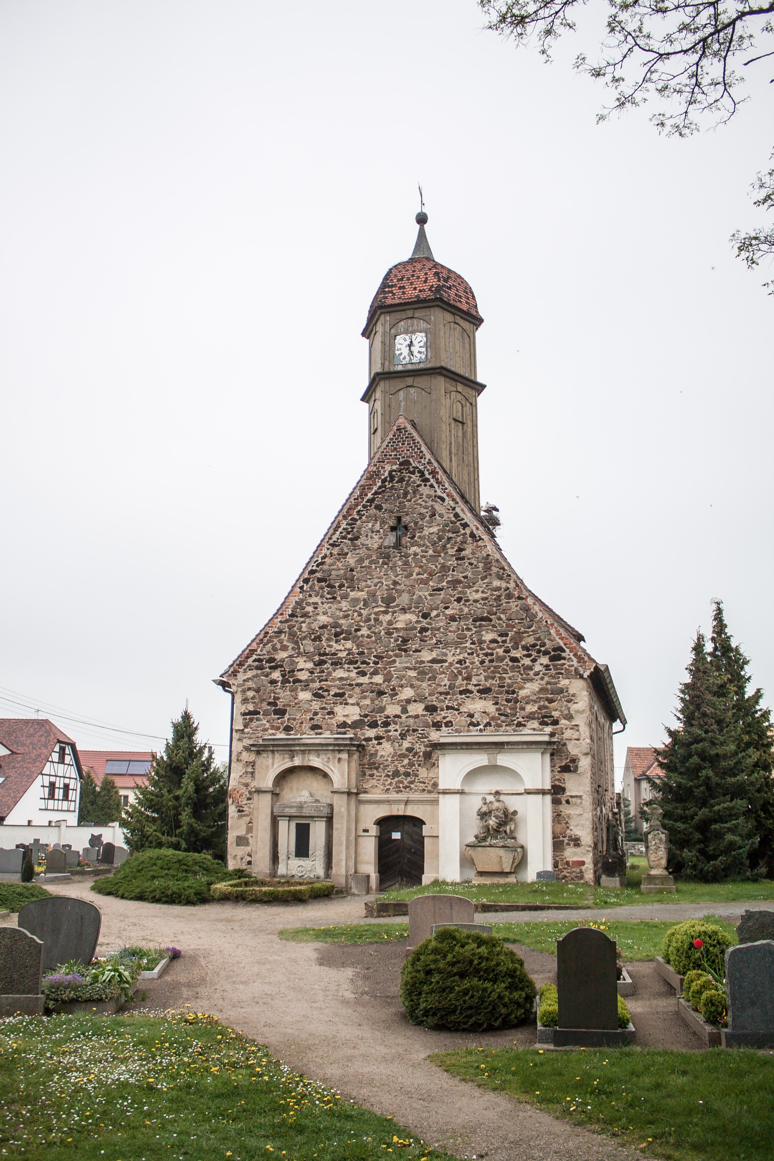 Photo "Mockrehna" by Radler59 (CC BY-SA) / Cropped from original