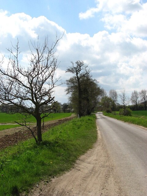 Photo "Gresham" by Evelyn Simak (CC BY-SA) / Cropped from original