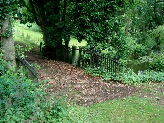 "Kyre"-foto av Trevor Rickard (CC BY-SA) / Urklipp från original