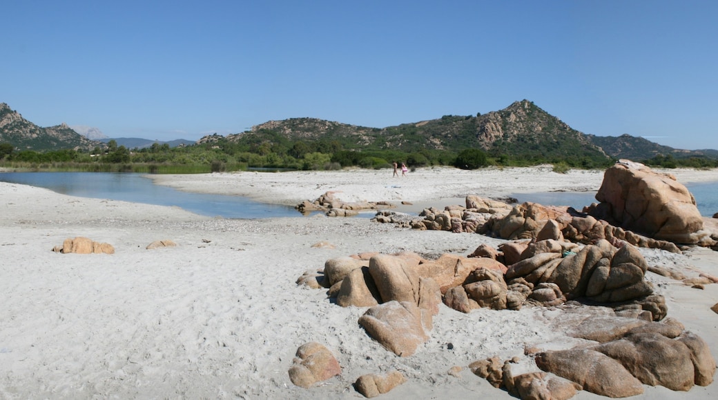 Foto "Playa de Berchida" por Carlo Pelagalli (CC BY-SA) / Recortada de la original
