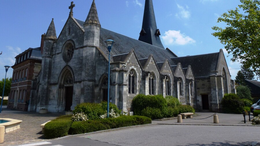 Photo "Lieurey (Eure, Fr) église" by undefined (Creative Commons Zero, Public Domain Dedication) / Cropped from original