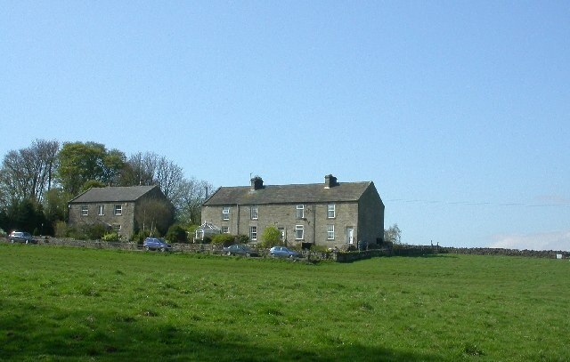 Foto "Lartington" de Ben Gamble (CC BY-SA) / Recortada do original