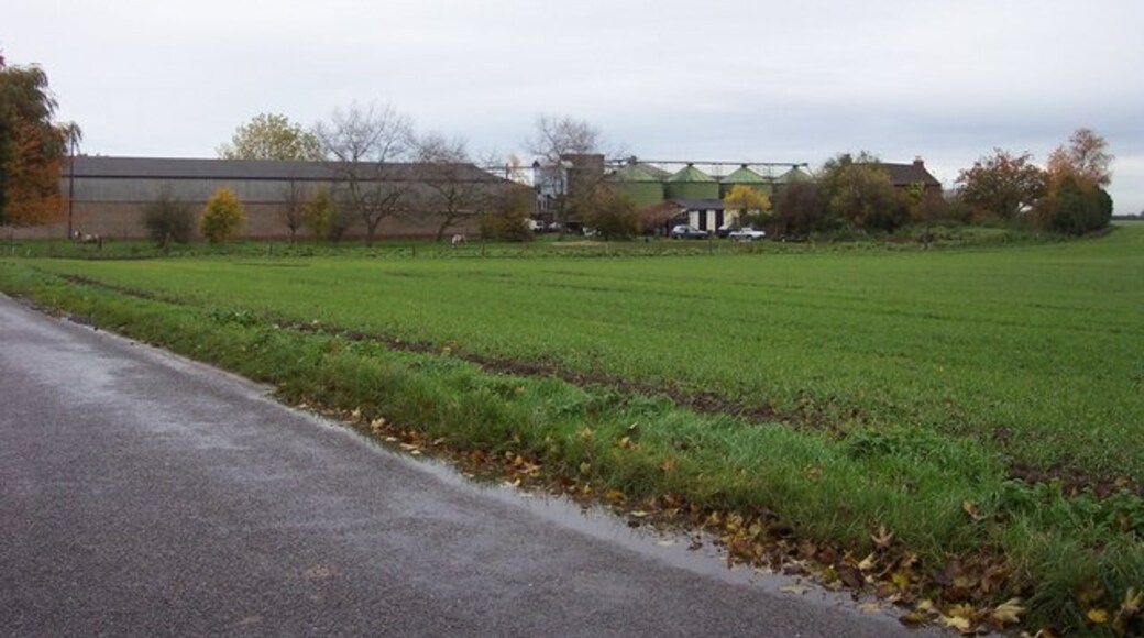 "Walpole Highway"-foto av Jonathan Billinger (CC BY-SA) / Urklipp från original