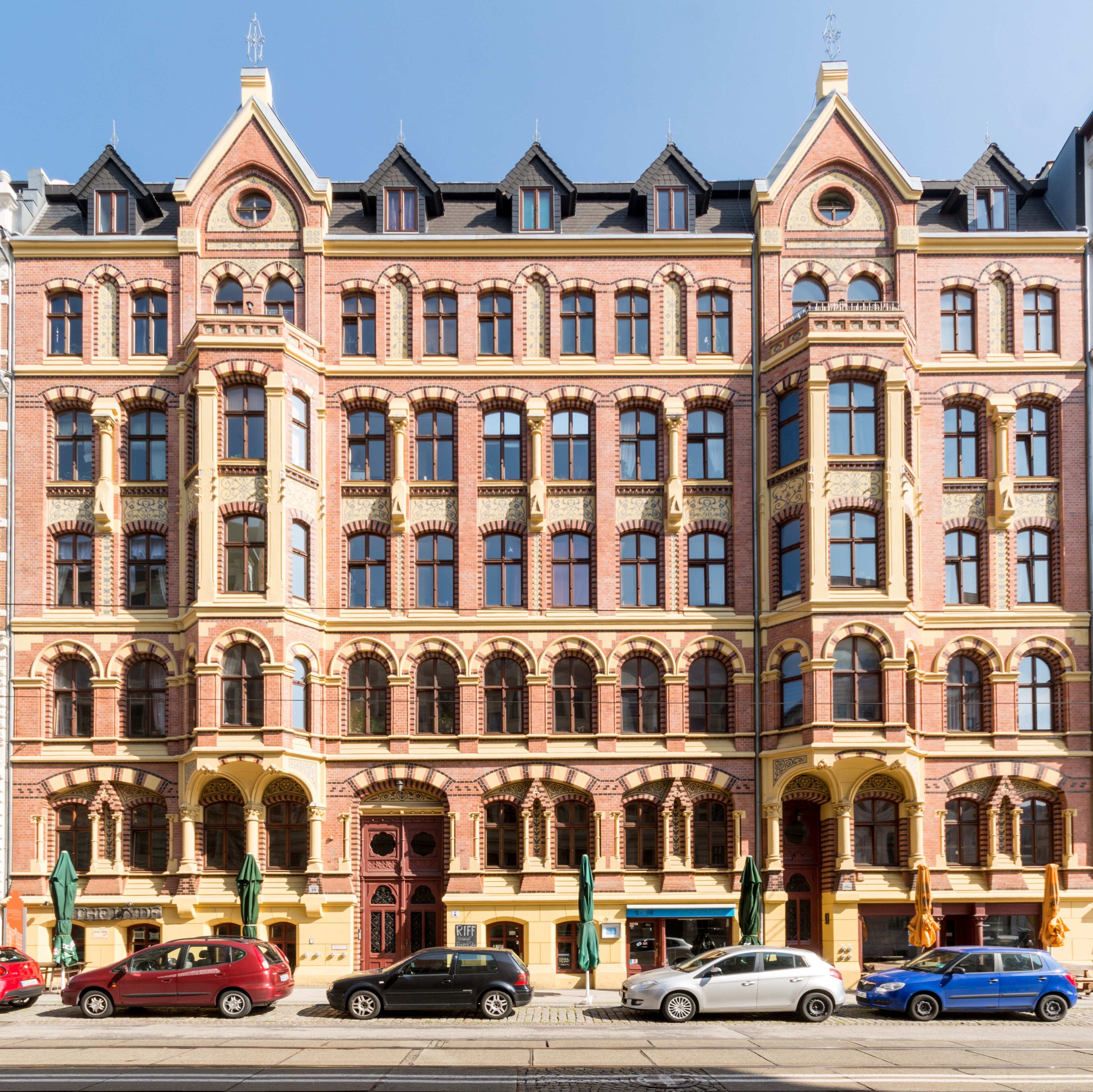 Ajepbah (CC BY-SA) 的「司丹區」相片 / 由原圖裁切