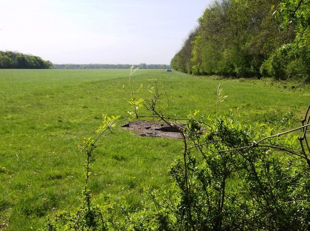 Photo "Duntisbourne Rouse" by Graham Horn (CC BY-SA) / Cropped from original