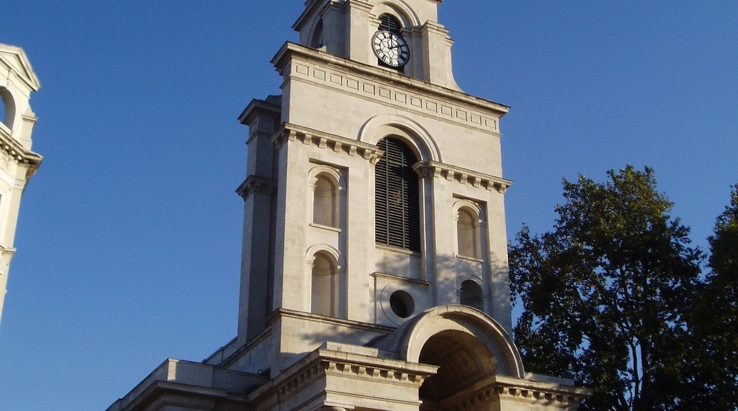 "Christ Church Spitalfields"-foto av Steve Cadman (CC BY-SA) / Urklipp från original