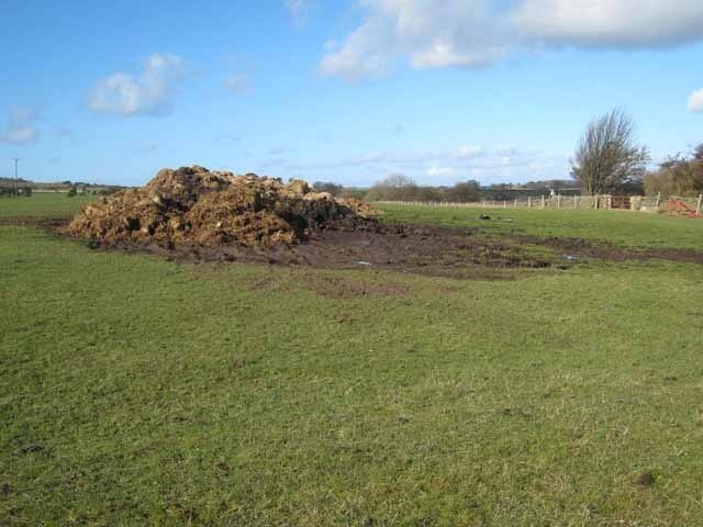 Photo "Healeyfield" by Oliver Dixon (CC BY-SA) / Cropped from original