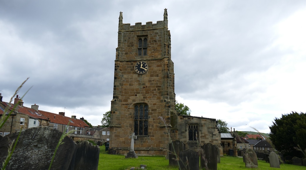 Graveyard at St. Peter's Church - Osmotherley, North Yorkshire, England, 18.6.2015