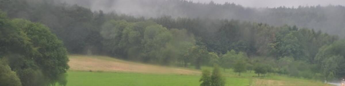 Photo "Odenwald : Grassy Countryside" by Lewis Clarke on geo.hlipp.de (Creative Commons Attribution-Share Alike 2.0) / Cropped from original