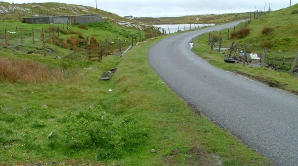 Photo "Grimsay" by Dave Fergusson (CC BY-SA) / Cropped from original