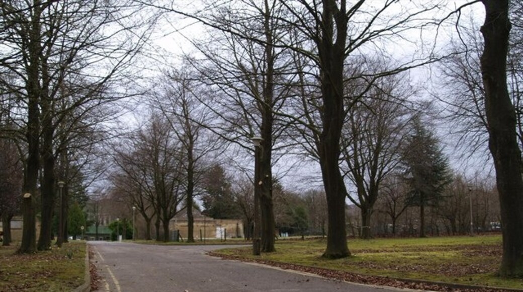 Kuva ”Upper Rissington” käyttäjältä andy dolman (CC BY-SA) / rajattu alkuperäisestä kuvasta