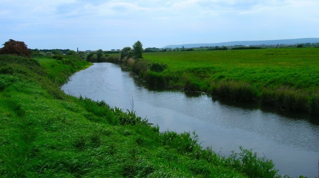 Foto "Westham" de Simon Carey (CC BY-SA) / Recortada do original