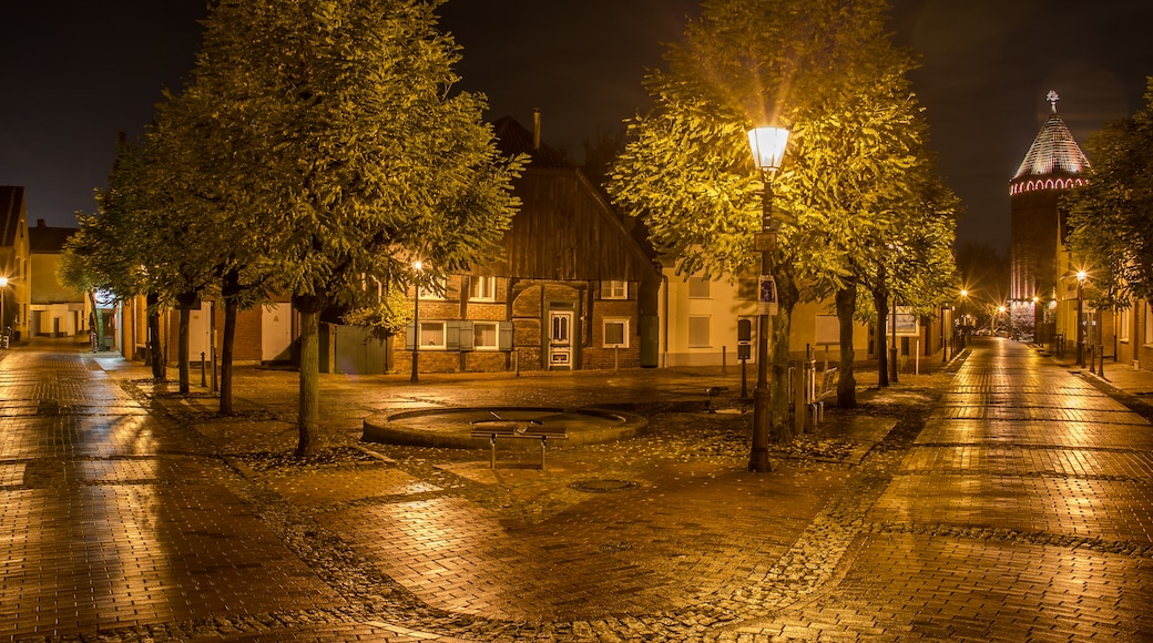 Foto „Zentrum/Hamm-Bossendorf“ von Dietmar Rabich (CC BY-SA)/zugeschnittenes Original