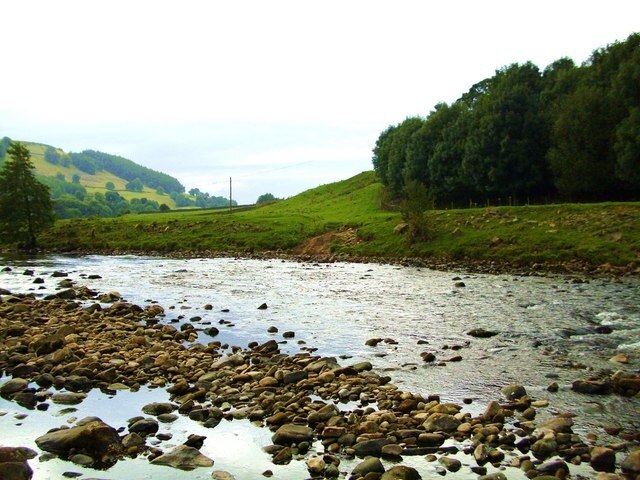 "Ellerton Abbey"-foto av Gordon Hatton (CC BY-SA) / Urklipp från original