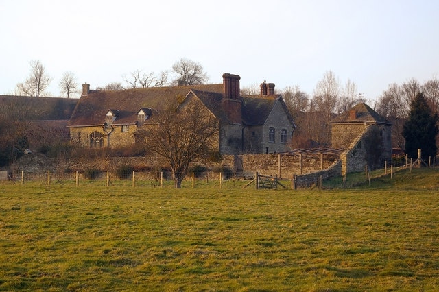 Wigmore Grange. Adjacent to Wigmore Abbey (see 700446). The farm attached to this building was a noted centre for the breeding of Herefordshire cattle in the 18th Century.