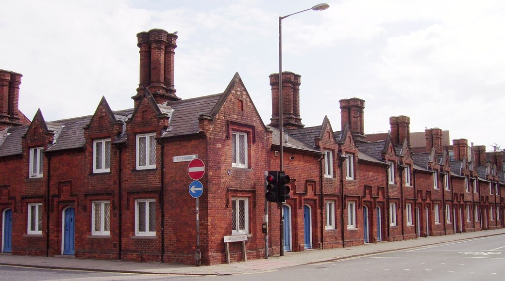 Alms cottages on Dame Alice Street, Bedford.