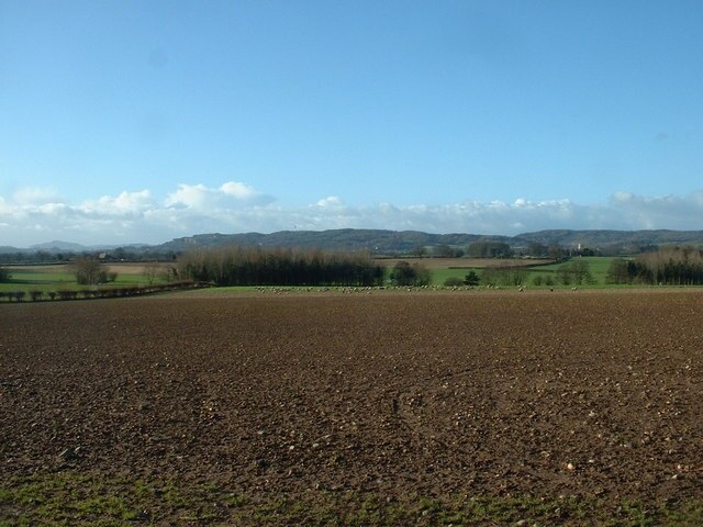 "West Felton"-foto av David Medcalf (CC BY-SA) / Urklipp från original