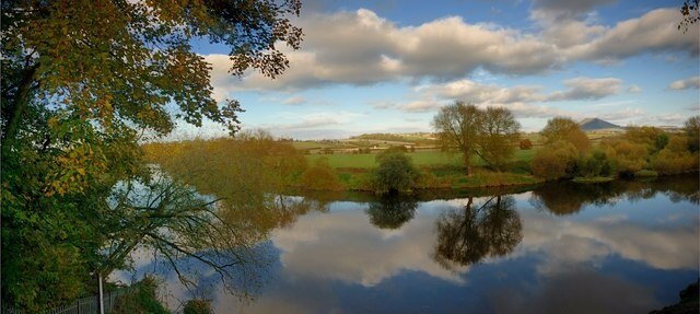 Photo "Cound" by Rod Trevaskus (CC BY-SA) / Cropped from original