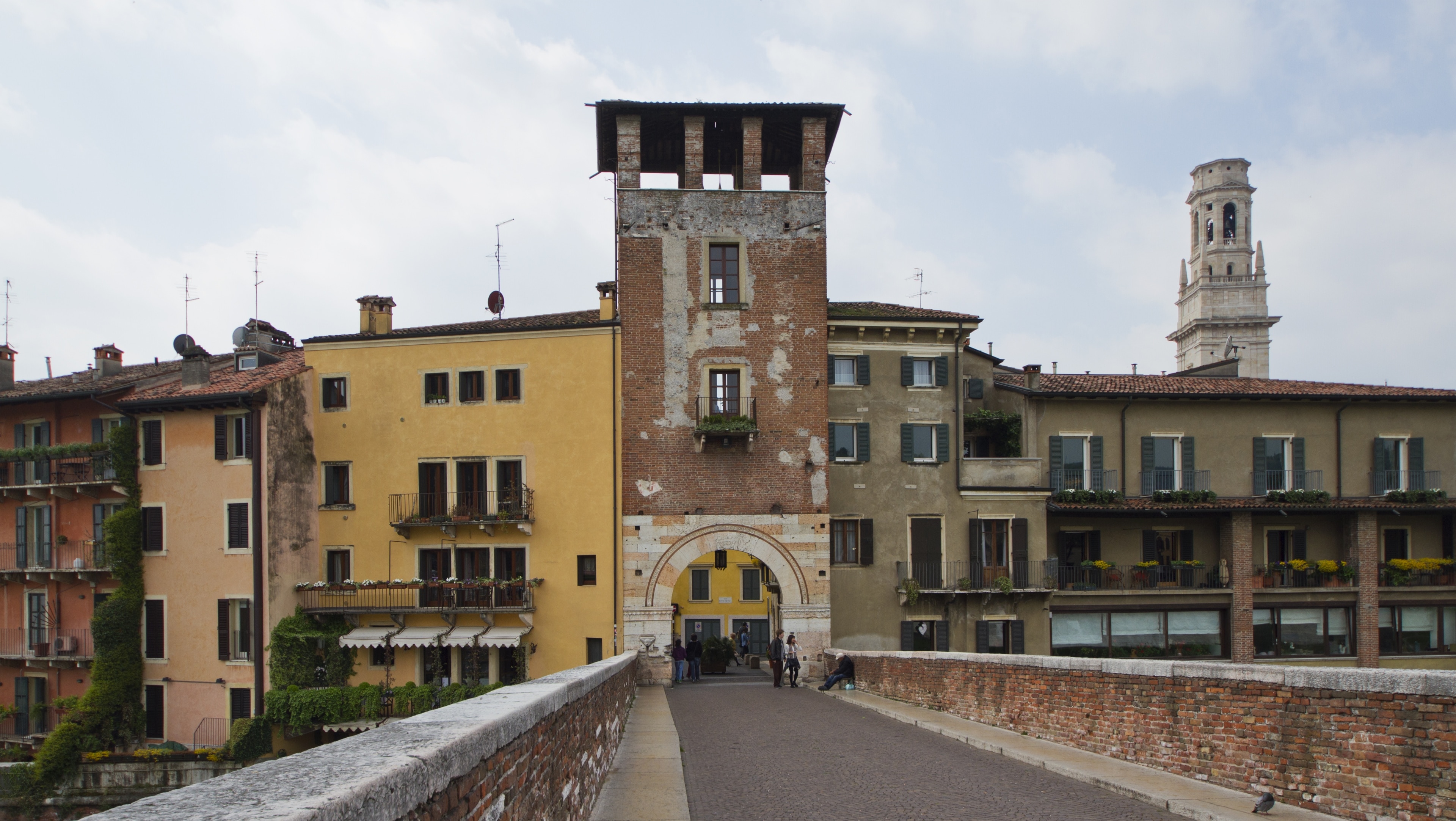 Ponte Pietra, Verona Vacation Rentals: House Rentals & More | Vrbo