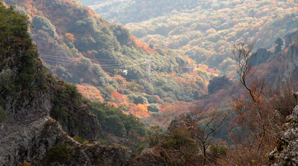 Foto "Kankakei Gorge" de 663highland (CC BY) / Recortada do original