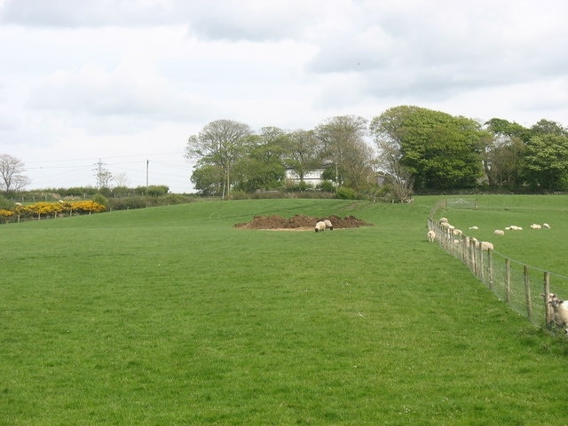 Public footpath from the Green Lane to Eglwys Llanfigael Church